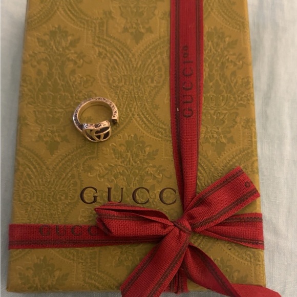 Silver Gucci Ring - Picture 3 of 4